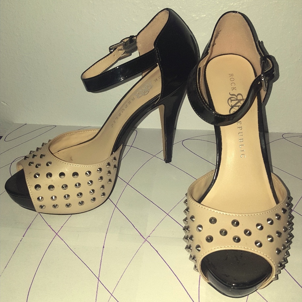 Diva Shoes & Stage Ware